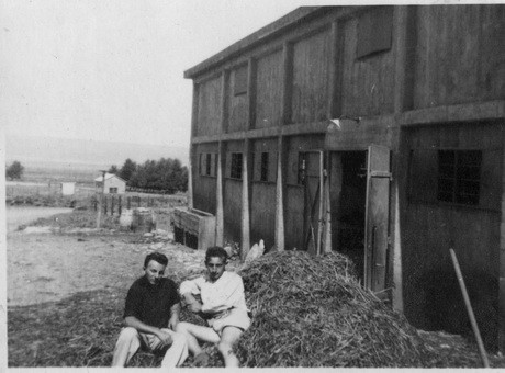 האורווה חנות יד שנייה לשעבר 1928-1928